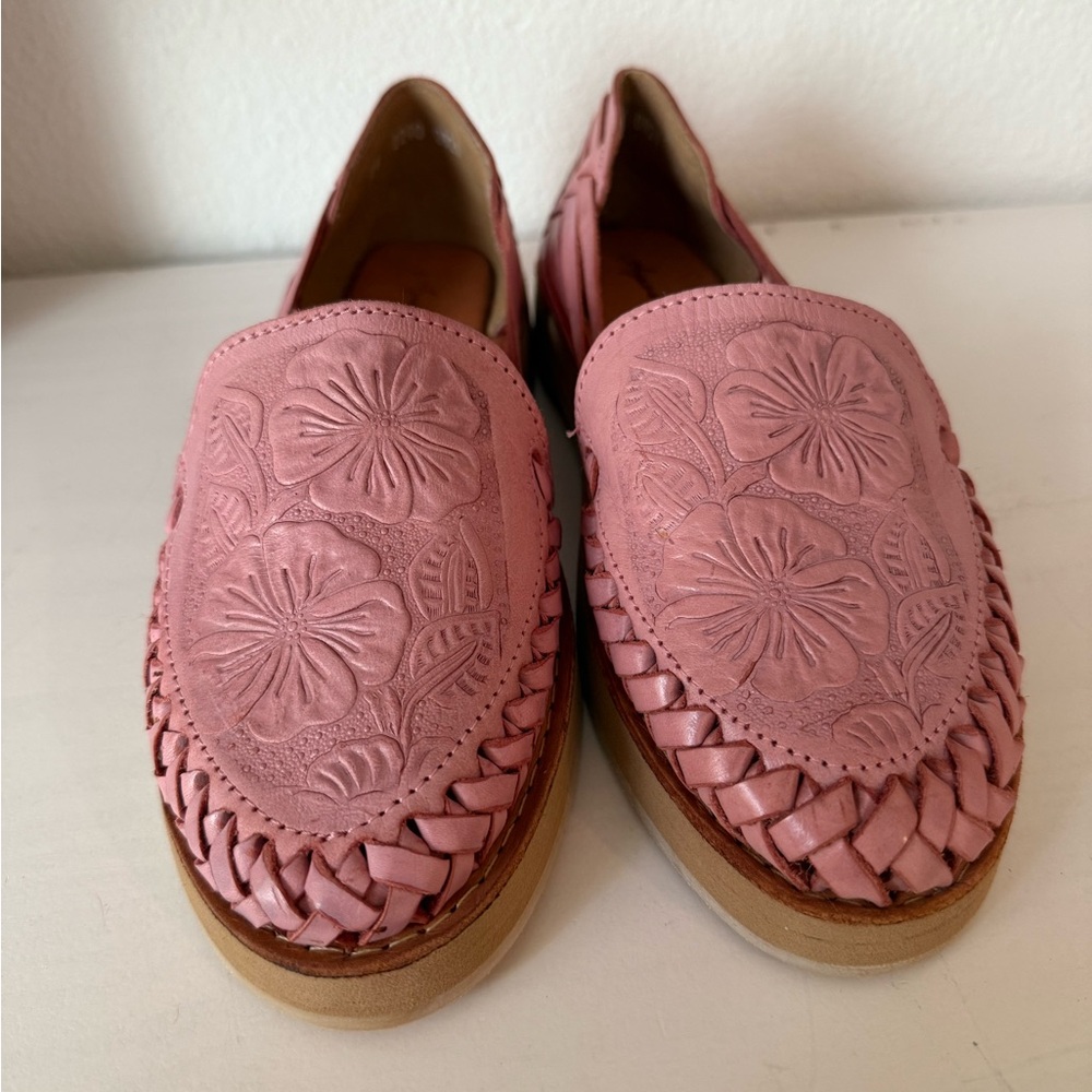 Chic Pink Floral Women's Loafers